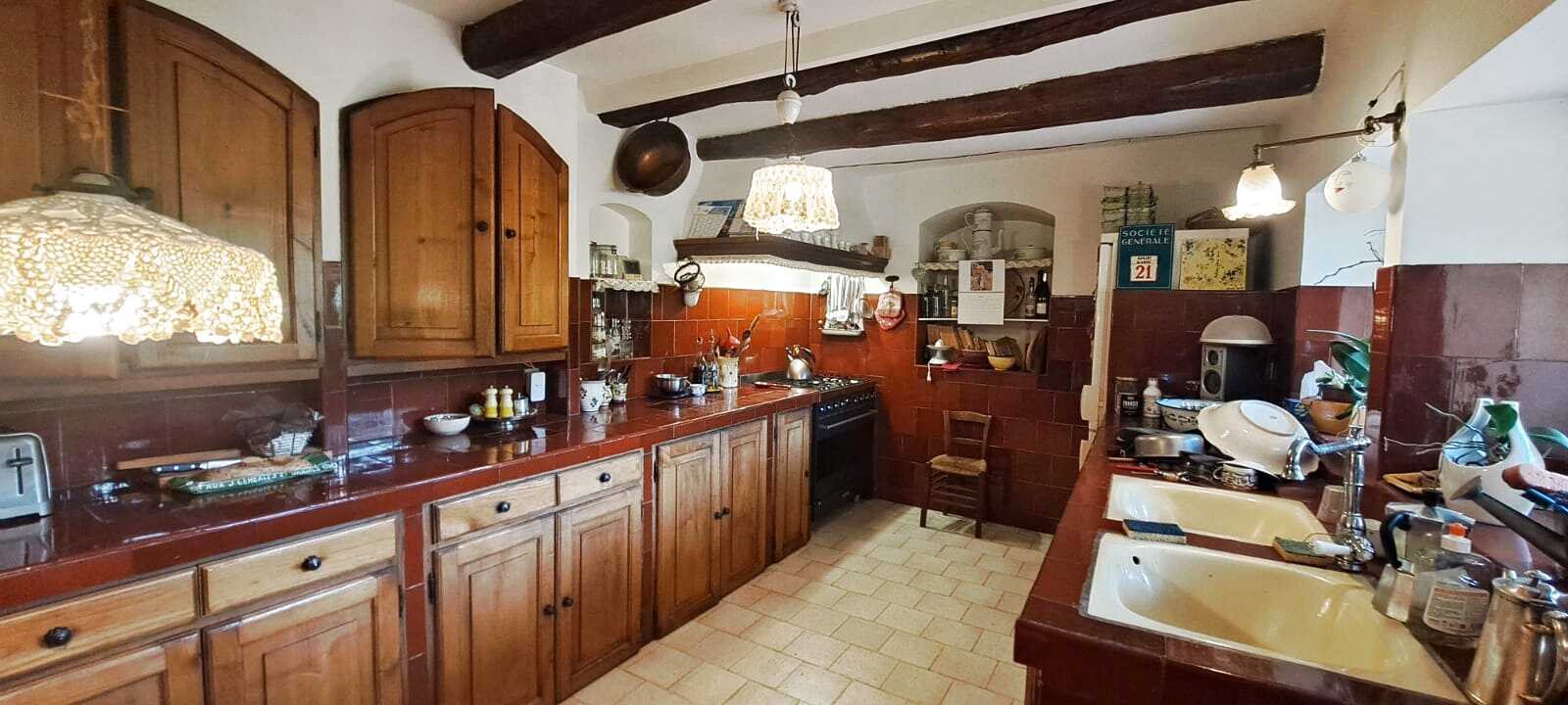 Maison à vendre, 204m², Mimet