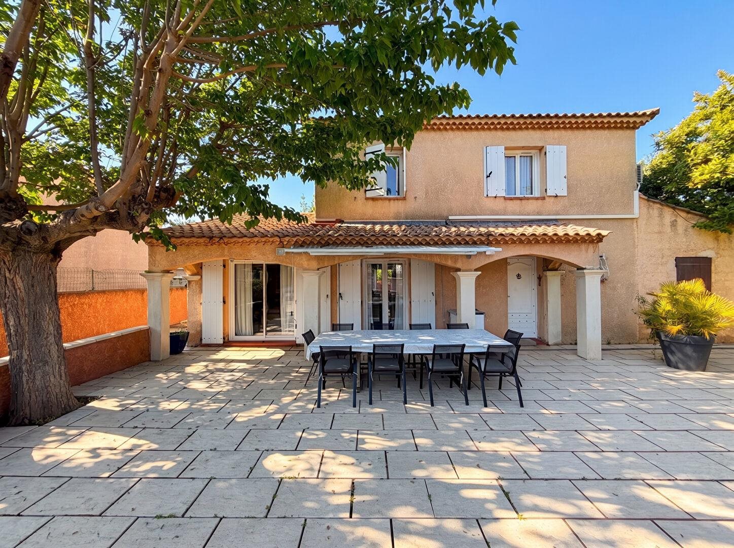 Maison à vendre, 130m², Gardanne