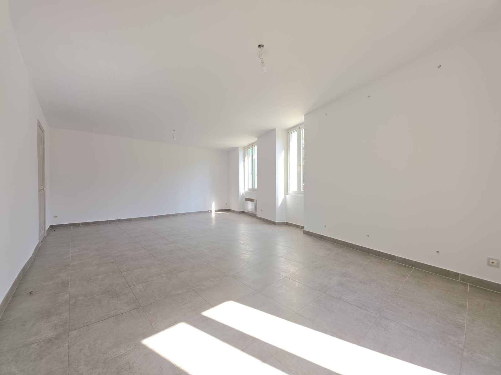 Maison à louer, 121m², Courthézon