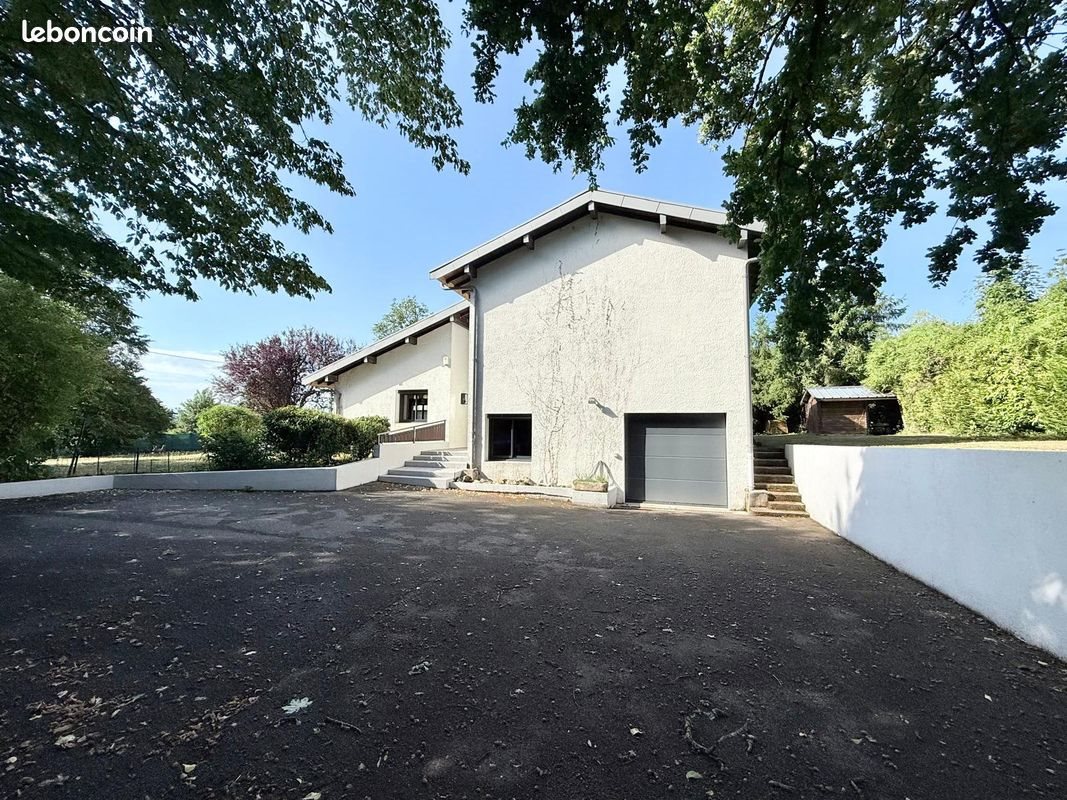 Maison à louer, 171m², Divonne-les-Bains