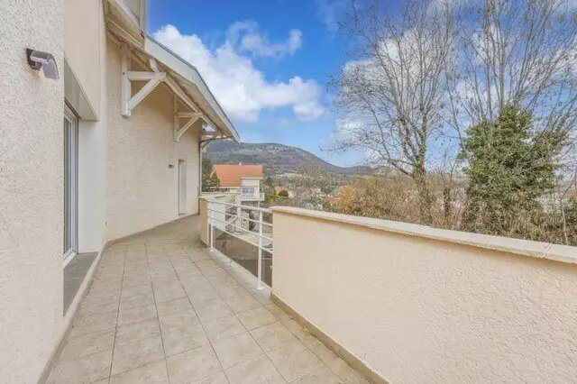 Maison à vendre, 224m², Gex