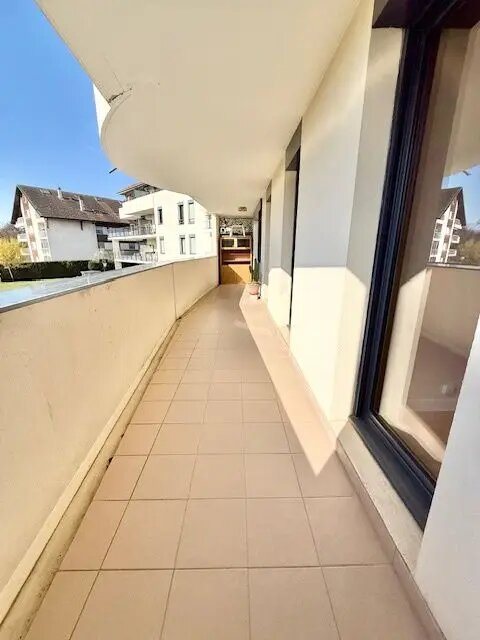 Appartement à vendre, 76m², Ferney-Voltaire