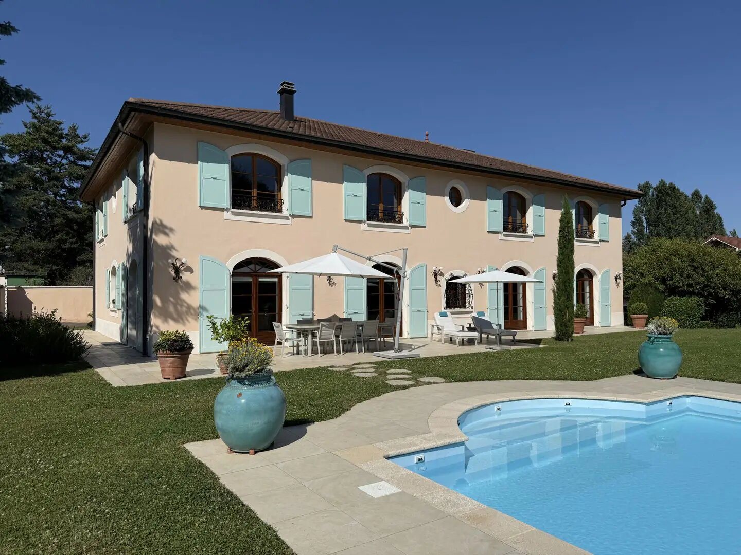 Maison à vendre, 610m², Echenevex