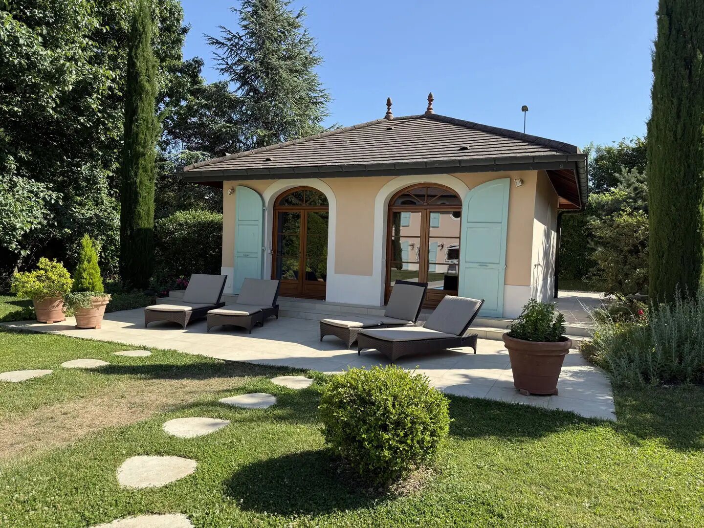 Maison à vendre, 610m², Echenevex
