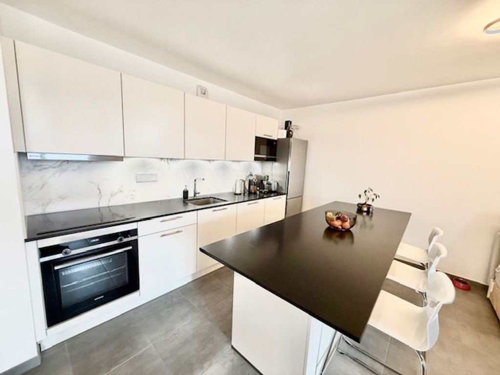 Appartement à louer, 71m², Saint-Genis-Pouilly