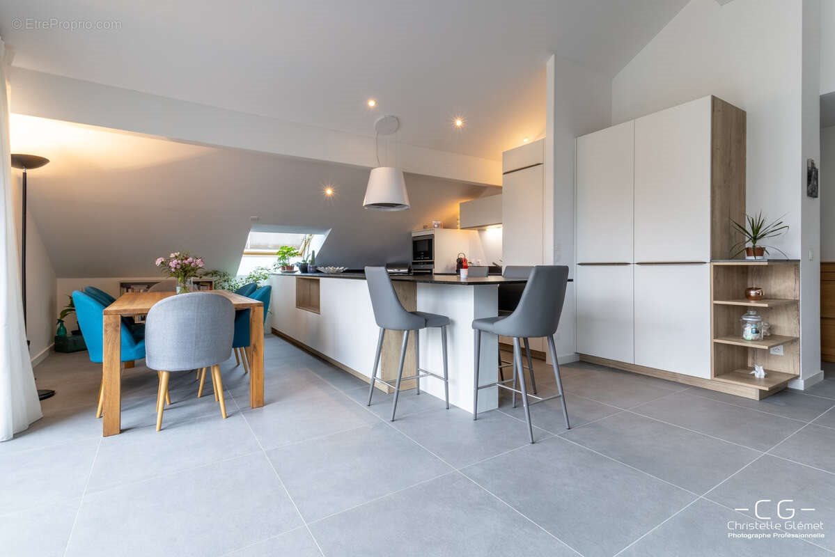 Appartement à vendre, 152m², Divonne-les-Bains