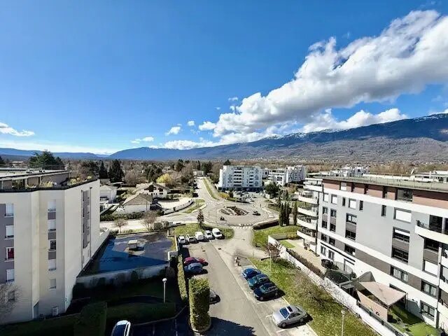 Appartement à vendre, 178m², Saint-Genis-Pouilly
