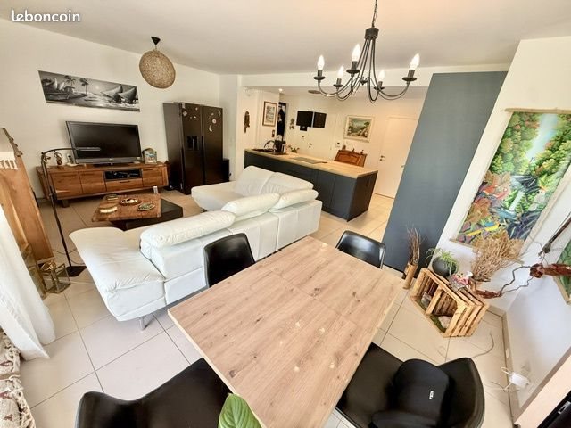 Appartement à vendre, 71m², Divonne-les-Bains