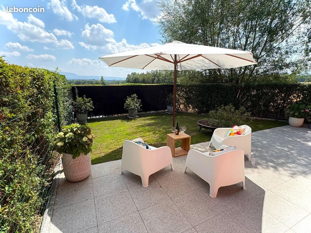 Maison à louer, 97m², Prévessin-Moëns
