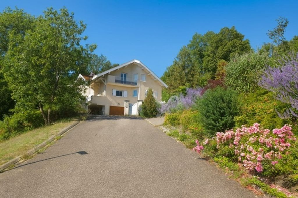 Maison à vendre, 224m², Gex
