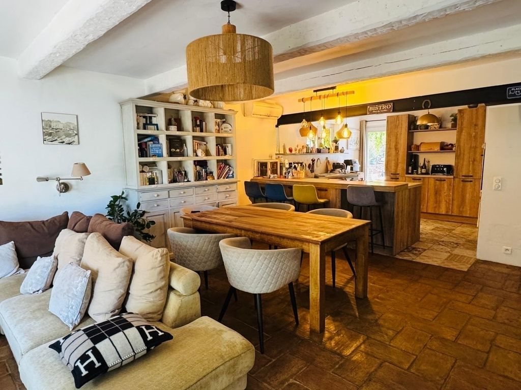 Maison à vendre, 174m², La Garde-Freinet