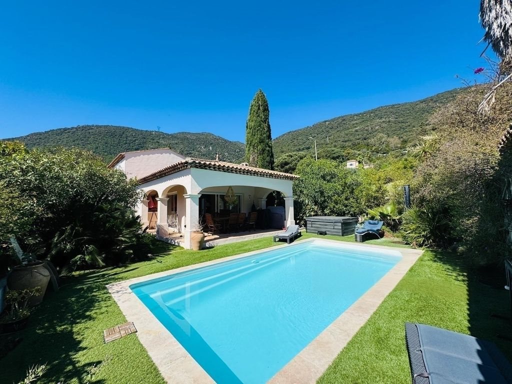 Maison à vendre, 123m², Cavalaire-sur-Mer