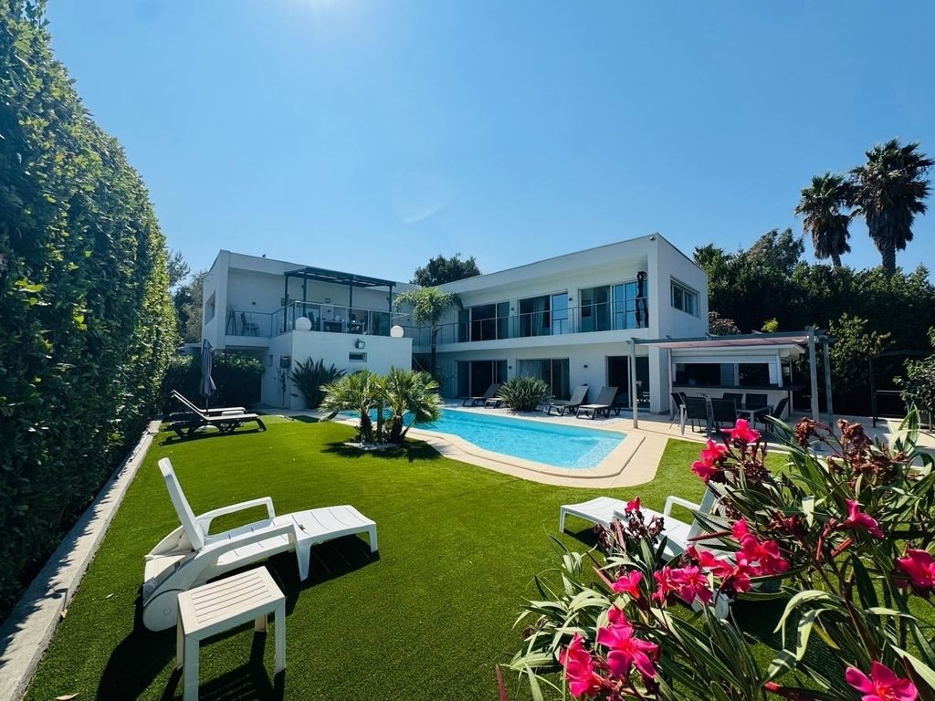 Maison à vendre, 235m², Cogolin