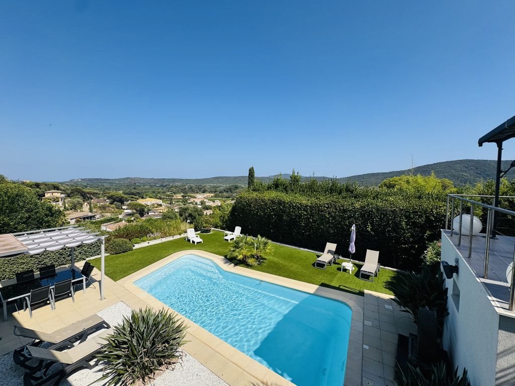 Maison à vendre, 235m², Cogolin