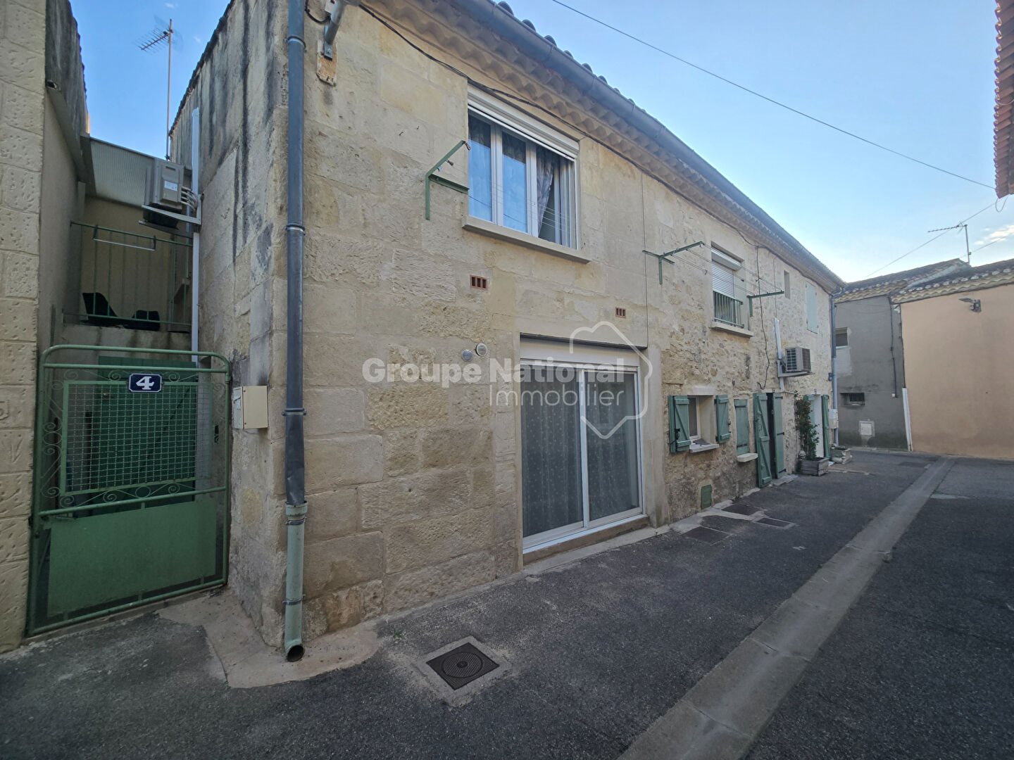 Maison à vendre, 189m², Jonquières-Saint-Vincent