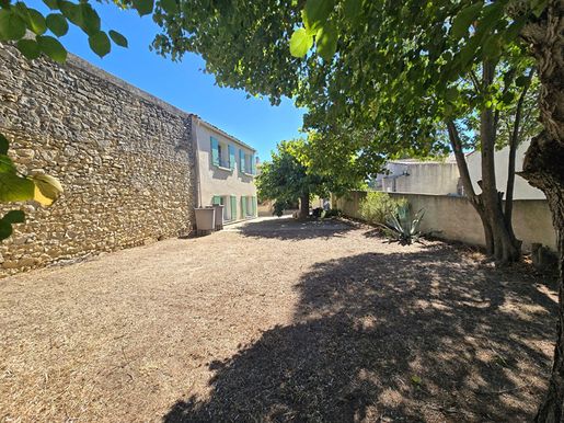 Maison 4 pièces 104 m² · à Jonquières-Saint-Vincent · 104 m² · 328 000 €