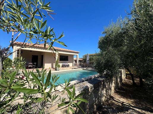 Maison 4 pièces 134 m² · à Montfrin · 134 m² · 449 000 €