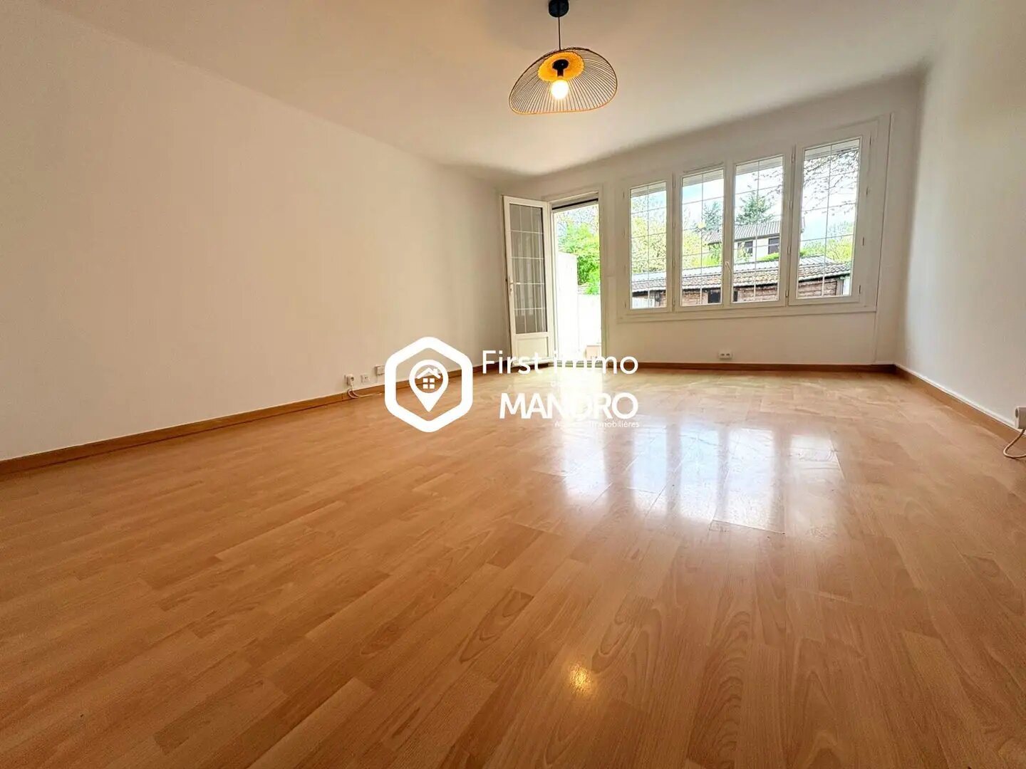 Appartement à vendre, 84m², Saint-Thibault-des-Vignes
