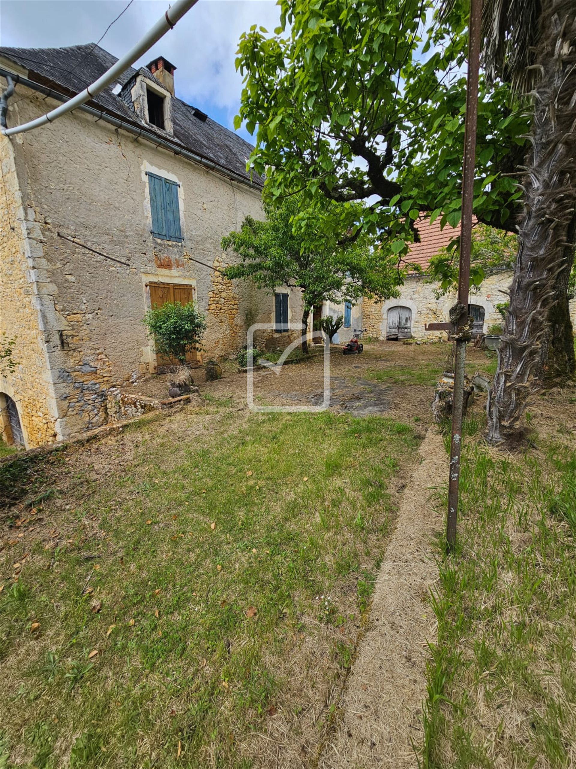 Maison à vendre, 200m², Nadaillac-de-Rouge