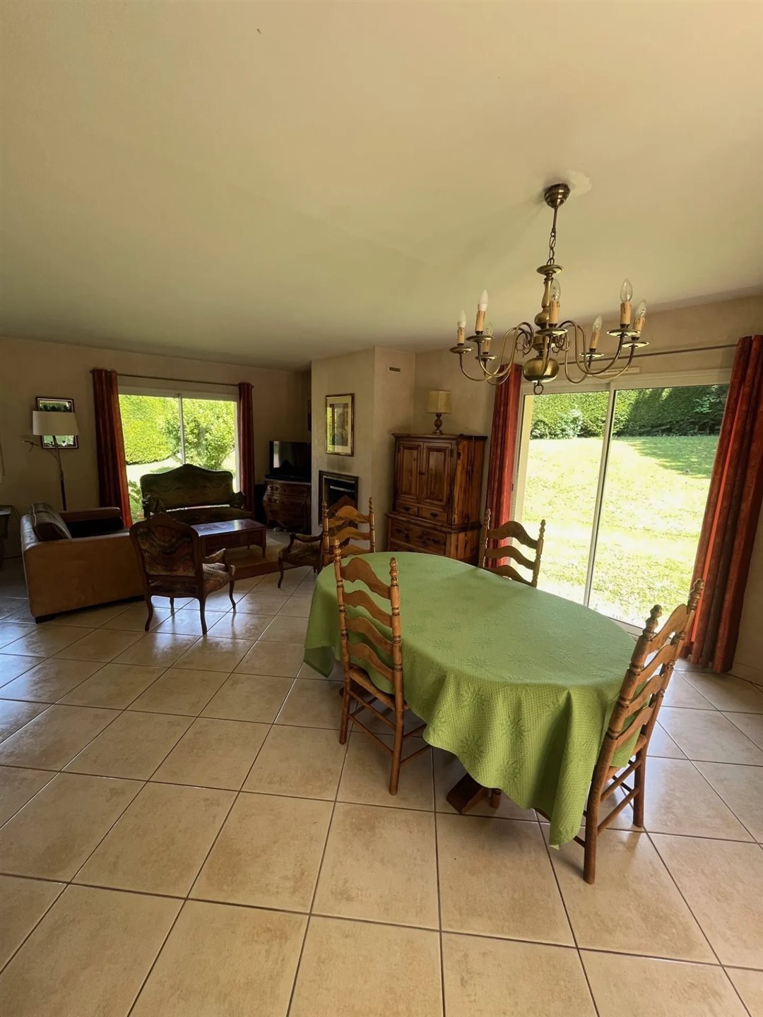 Maison à vendre, 152m², Lachassagne