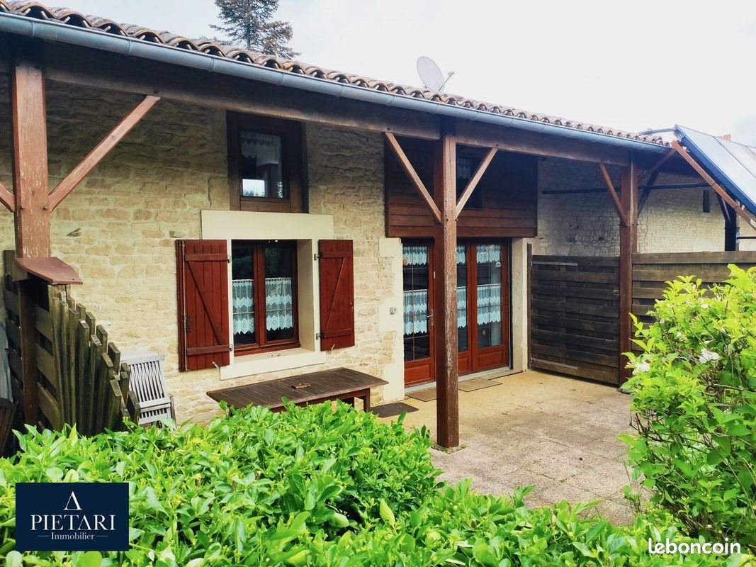 Maison à vendre, 195m², Lezay