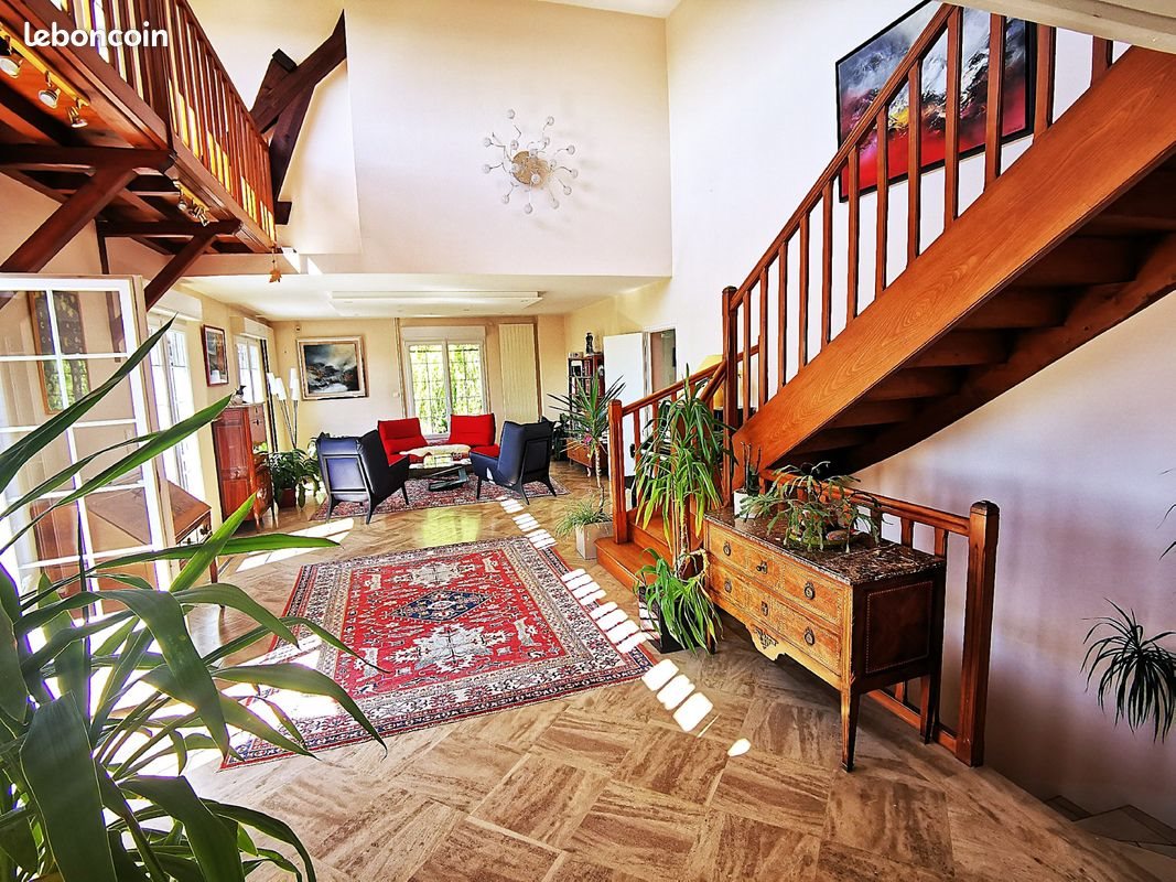 Maison à vendre, 285m², Saint-Max