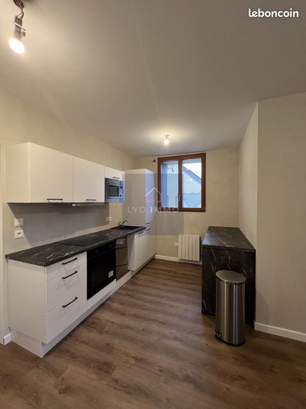 Appartement à louer, 42m², Billiat