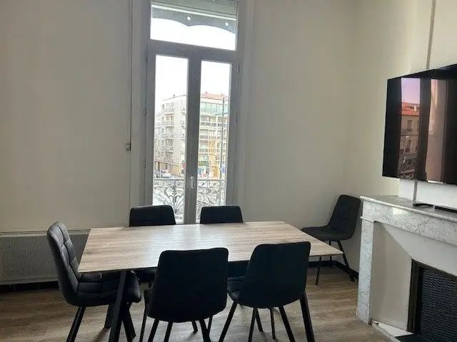 Appartement à louer, 59m², Sète