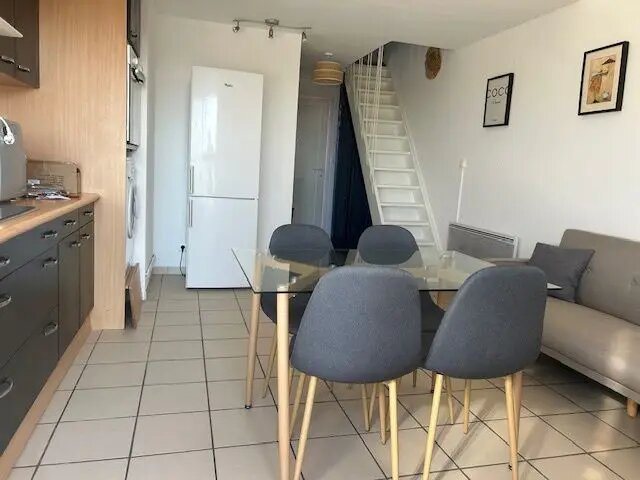Appartement à louer, 27m², Sète