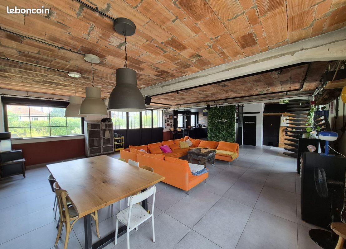 Maison à vendre, 201m², Cébazat