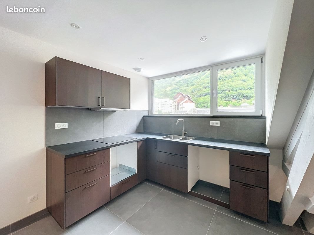 Appartement à louer, 51m², Saint-Jean-de-Maurienne