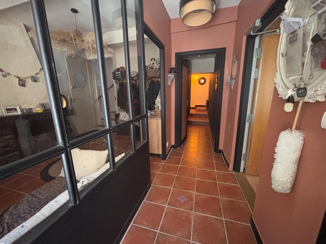 Maison à vendre, 260m², Pouzolles