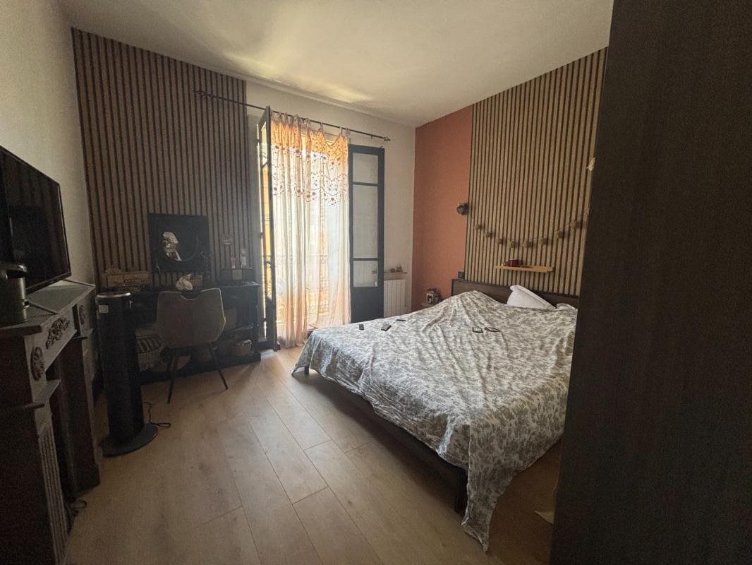 Maison à vendre, 260m², Pouzolles