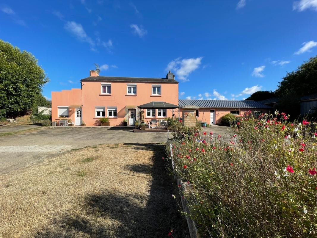 Maison à vendre, 186m², Lanrivain