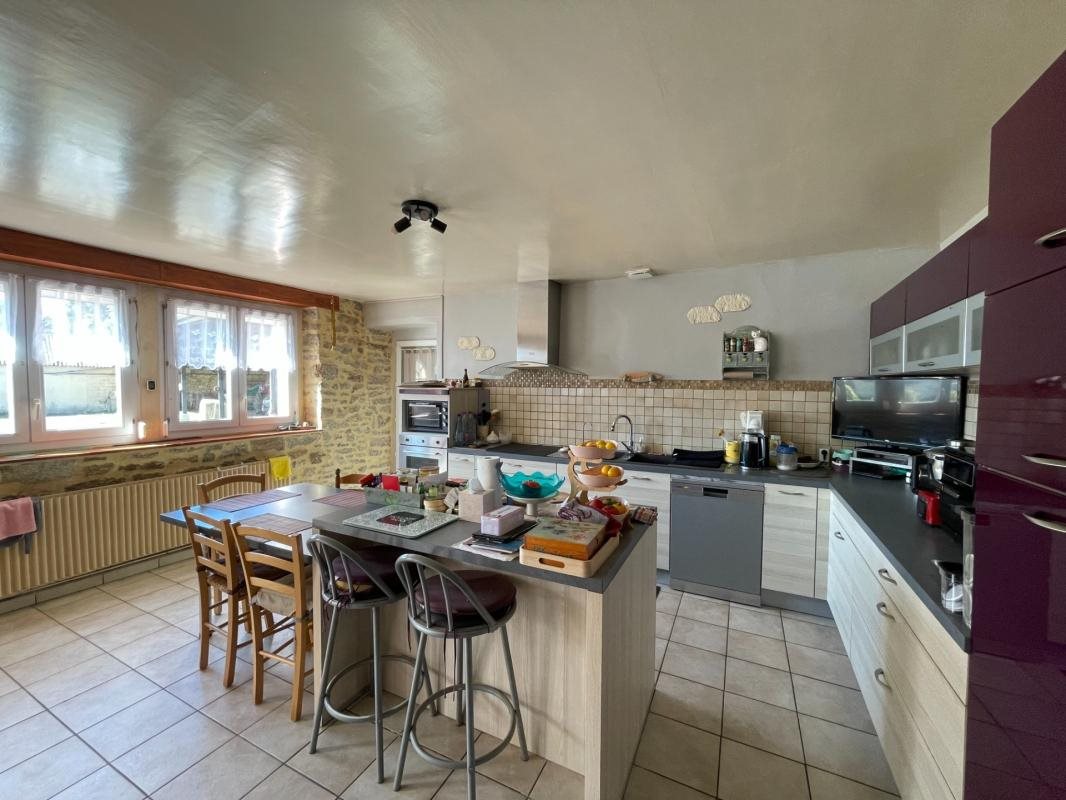 Maison à vendre, 186m², Lanrivain