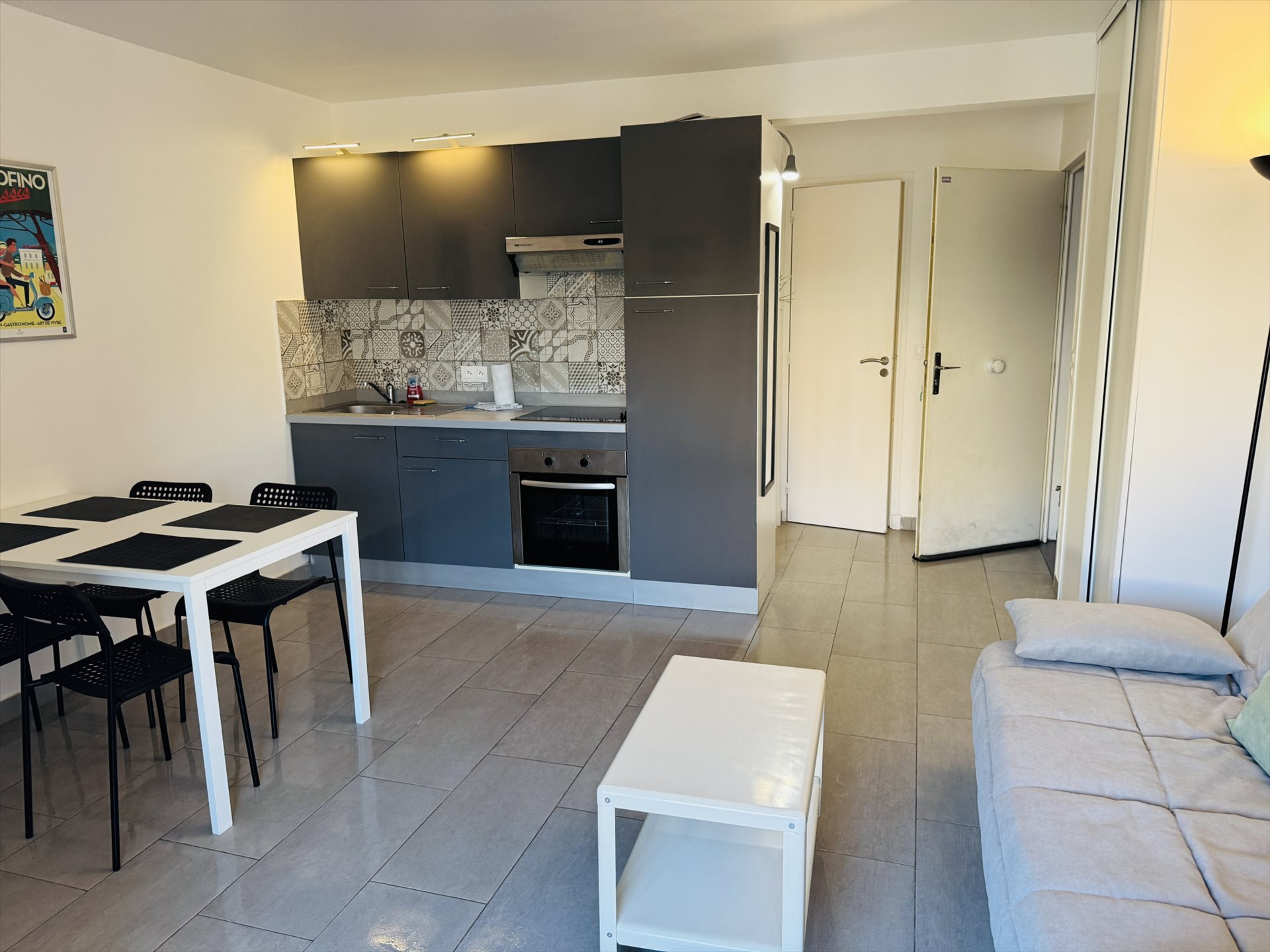 Appartement à louer, 31m², Cassis