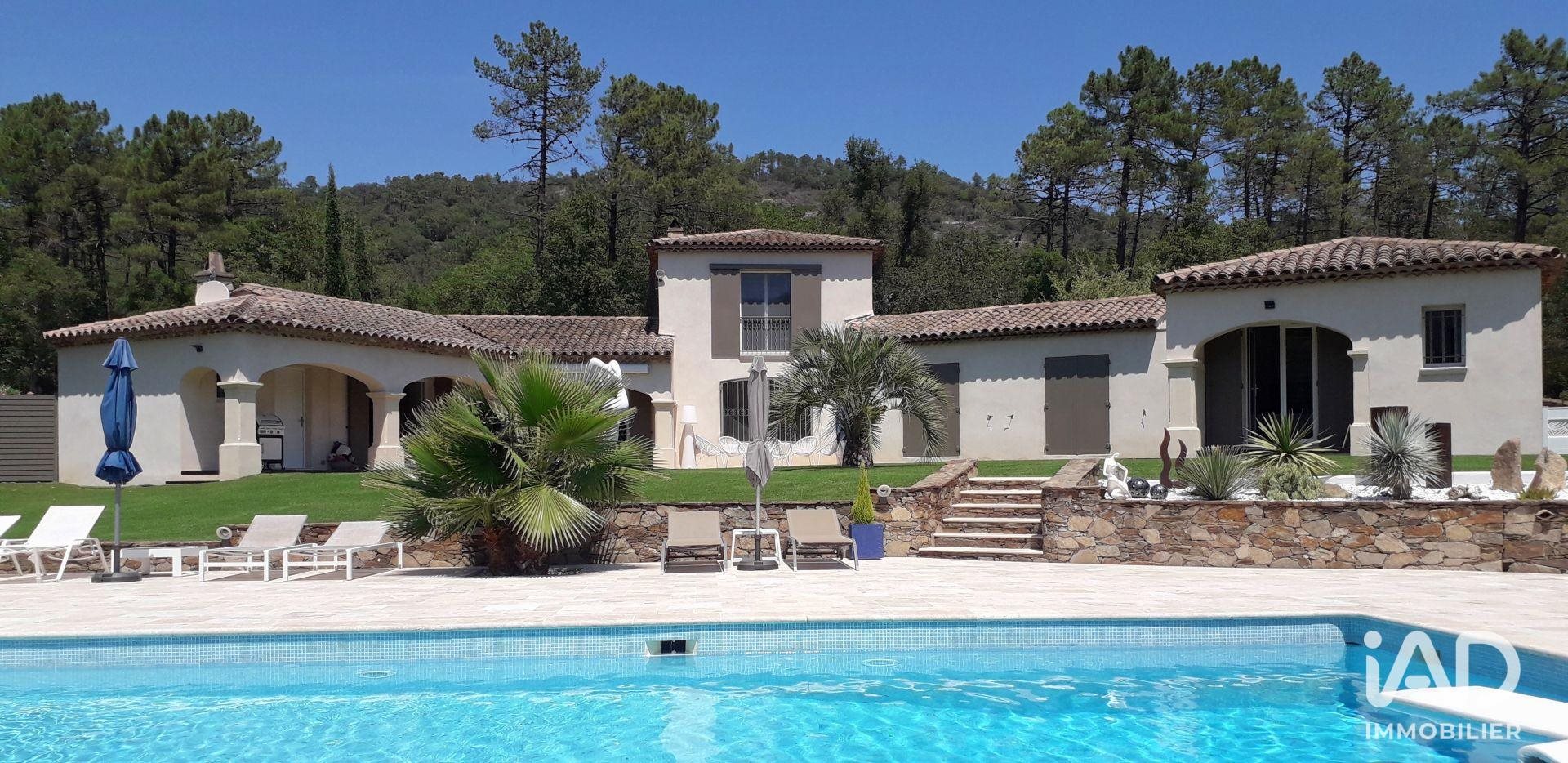 Maison à vendre, 187m², Le Muy