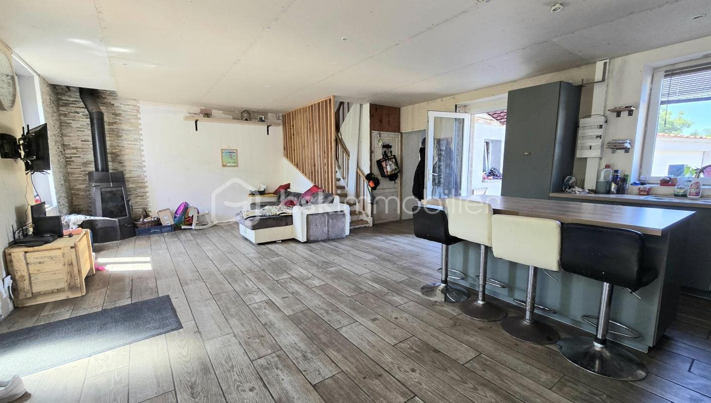Maison à vendre, 135m², Puy-Guillaume