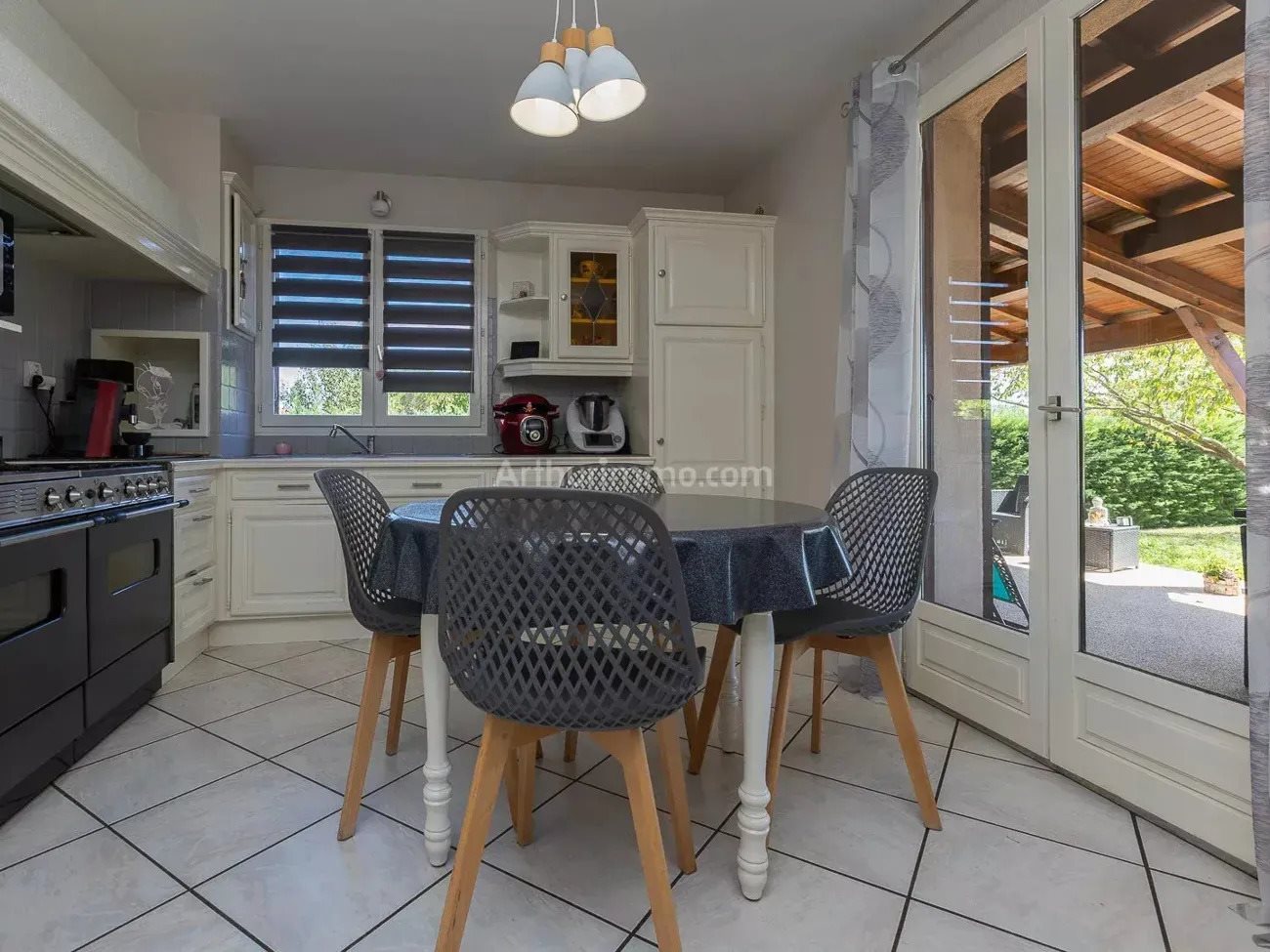 Maison à vendre, NaNm², Cessieu