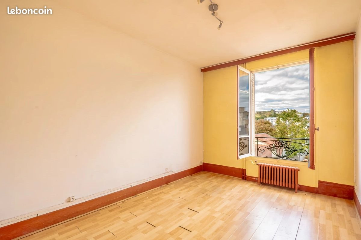 Appartement à vendre, 33m², Suresnes