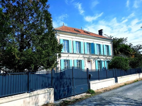 Maison à vendre, 400m², Aumagne