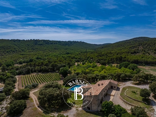 10 pièces 370 m² · à Aix-en-Provence · 370 m² · 3 300 000 €