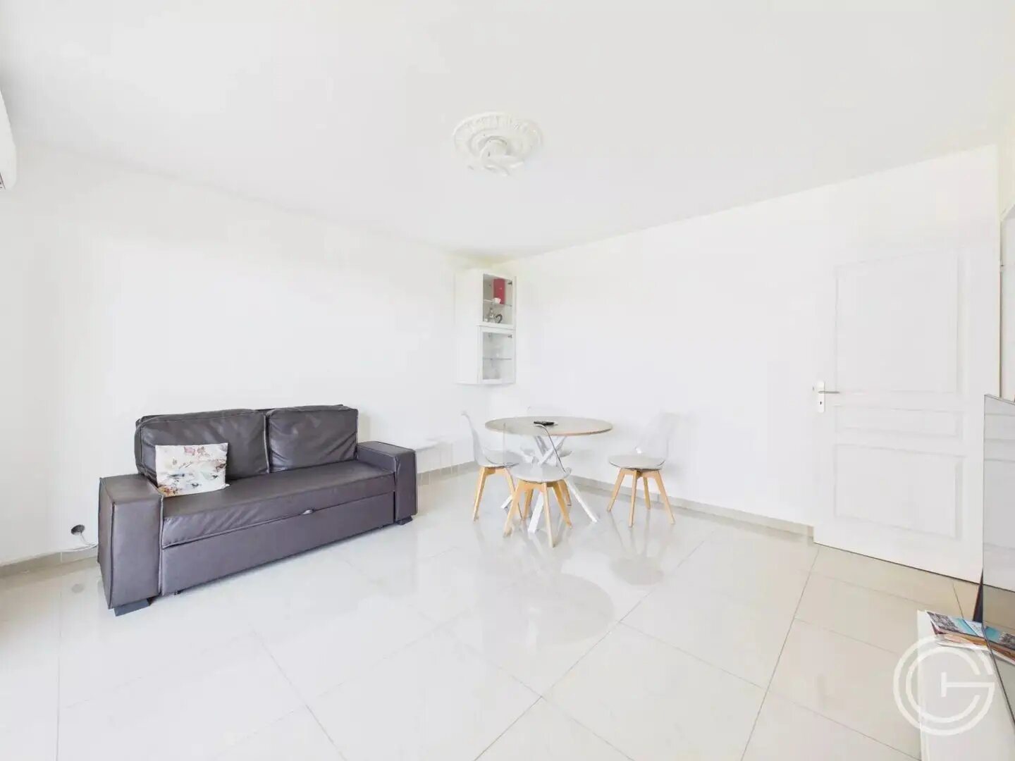 Appartement à louer, 61m², Nice