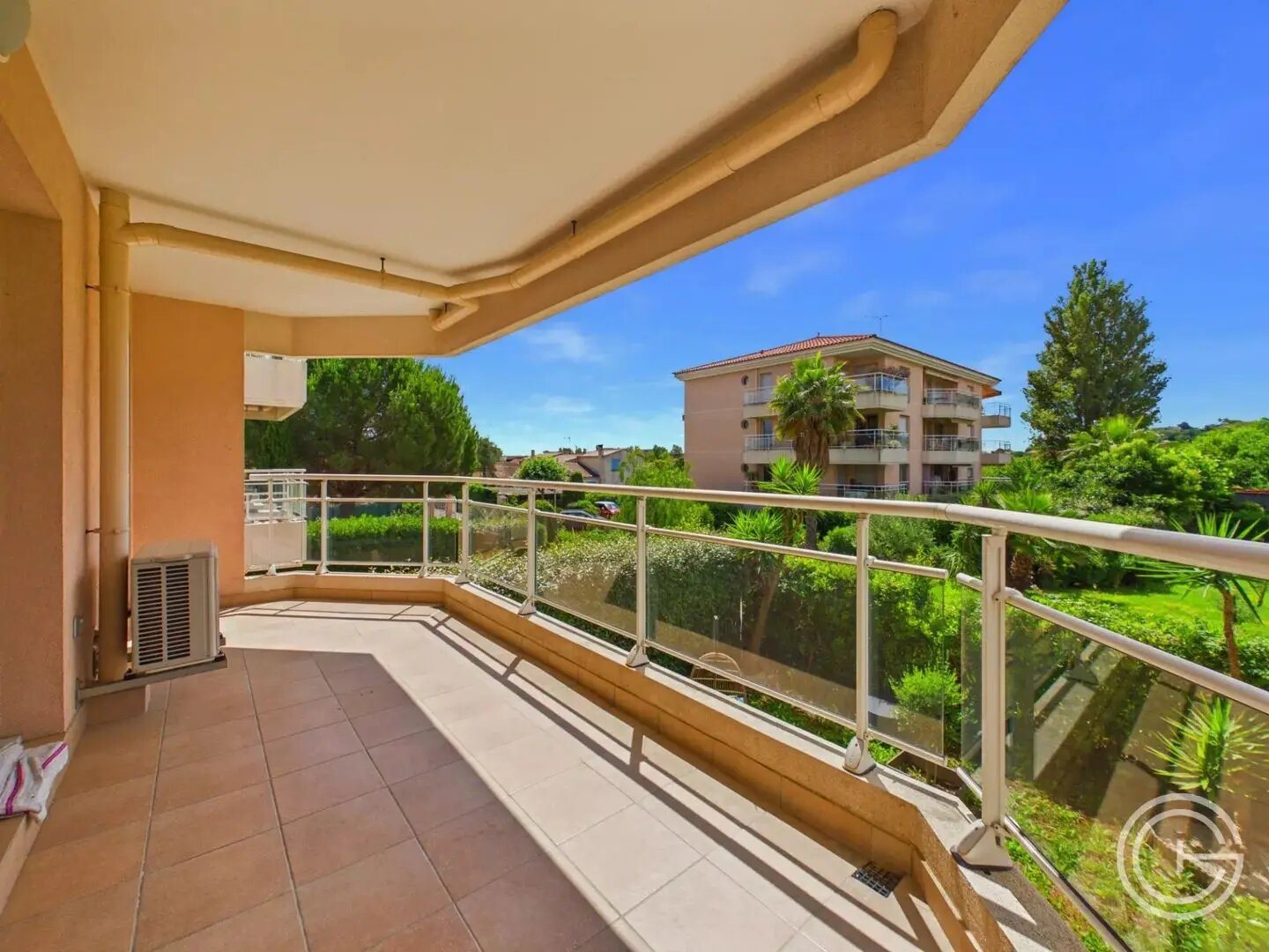 Appartement à louer, 43m², Antibes