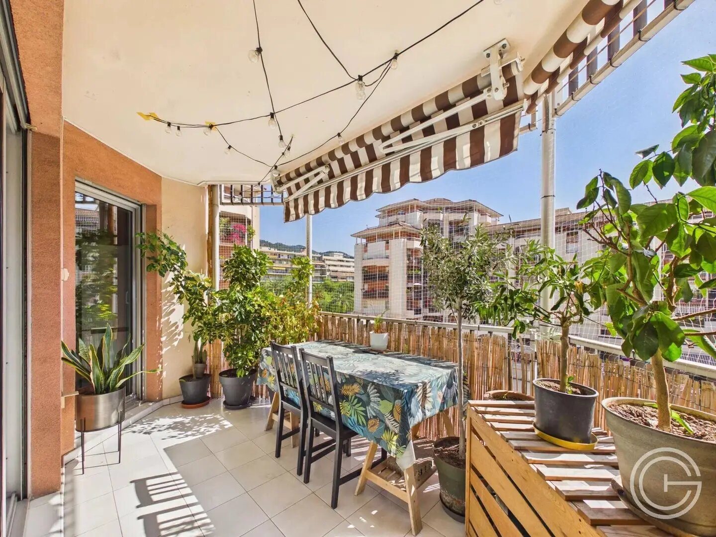 Appartement à louer, 70m², Nice