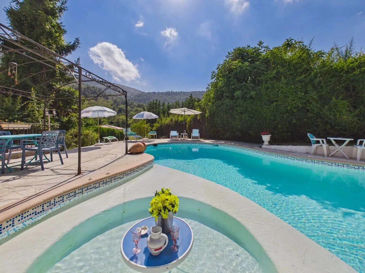 Maison à vendre, 276m², Tourrette-Levens