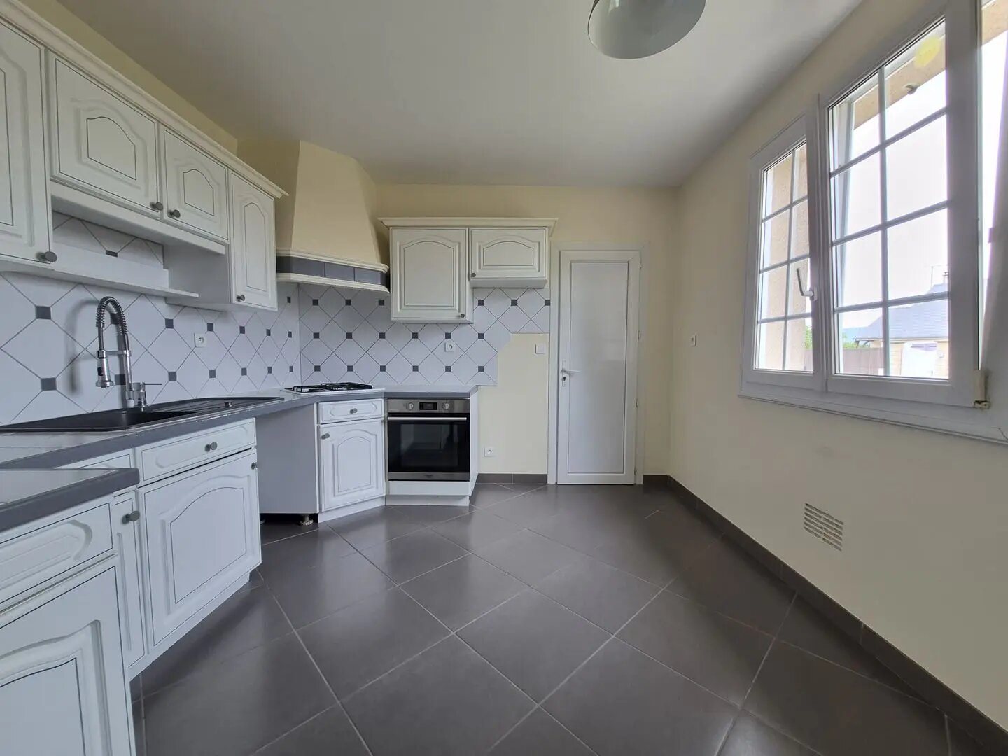 Maison à vendre, 119m², Montfort-le-Gesnois