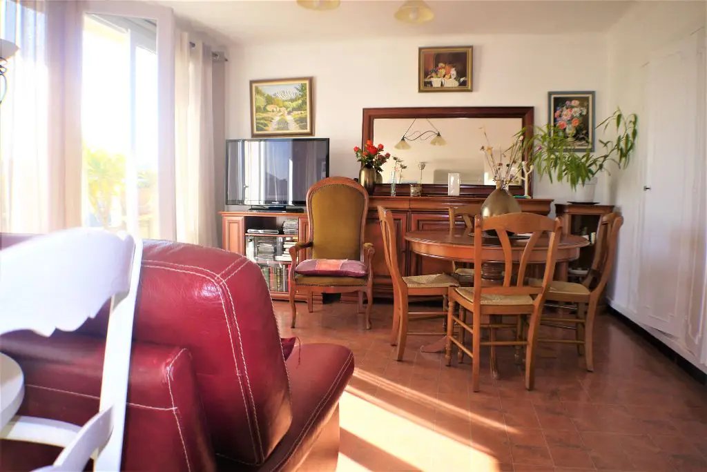 Appartement à louer, 40m², Marseille 8ème