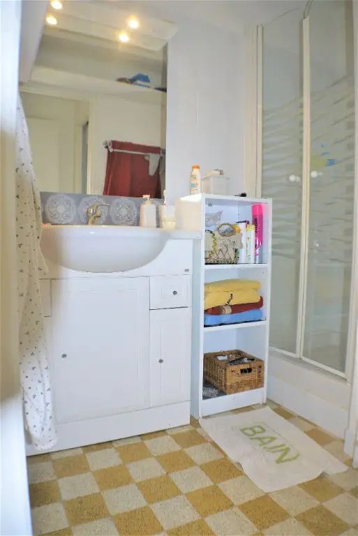 Appartement à louer, 40m², Marseille 8ème