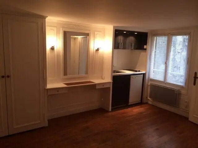 Appartement à louer, 18m², Versailles